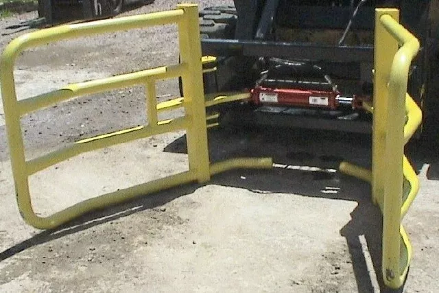 AgNation Wrap Round Bale Handler | Bale Size 4′ to 5 1/2′ in Diameter | Single Cylinder | For Skid Steers & Tractors