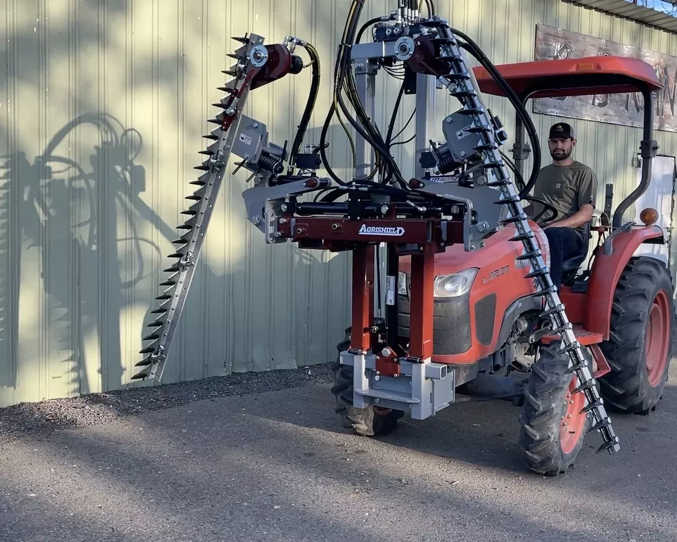 Agrishield Vine & Berry Trimmer | T3 Series | Width Range 45″-111″ | Horsepower 30-70 HP | For Tractors