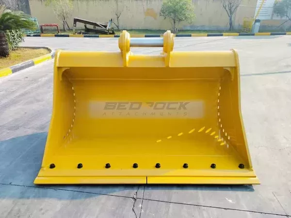 Bedrock Attachments Cleaning Bucket | Model EB324CBCL | Width 78″ | Capacity 1.69 CU M | Machine Size 24-30 Tons | For Excavators CAT 324