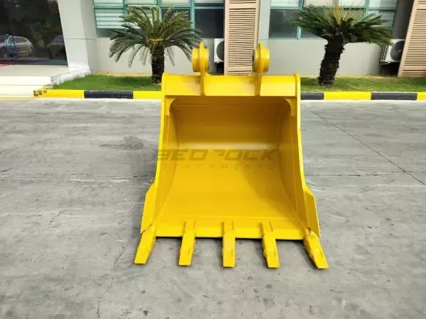 Bedrock Attachments General-Purpose Bucket | Model EBM313DGP-39-0.63 | Width 39″ | Capacity 0.63 CU M | Machine Size 12-15 Tons | For Excavators CAT M313D, M315D2