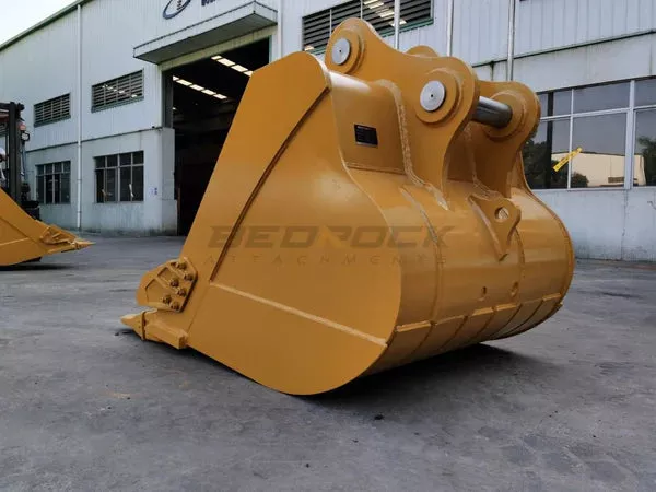Bedrock Attachments General-Purpose Bucket | Width 54-Inch | Capacity 1.4 CU M | Machine Size 24-30 Tons | For Excavators CAT 326