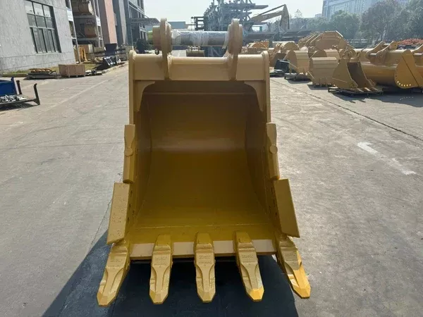 Bedrock Attachments Heavy-Duty Bucket | Width 48-Inch | Capacity 1.41 CU M | Machine Size 30-40 Tons | For Excavators John Deere 330/Hitachi 330-380
