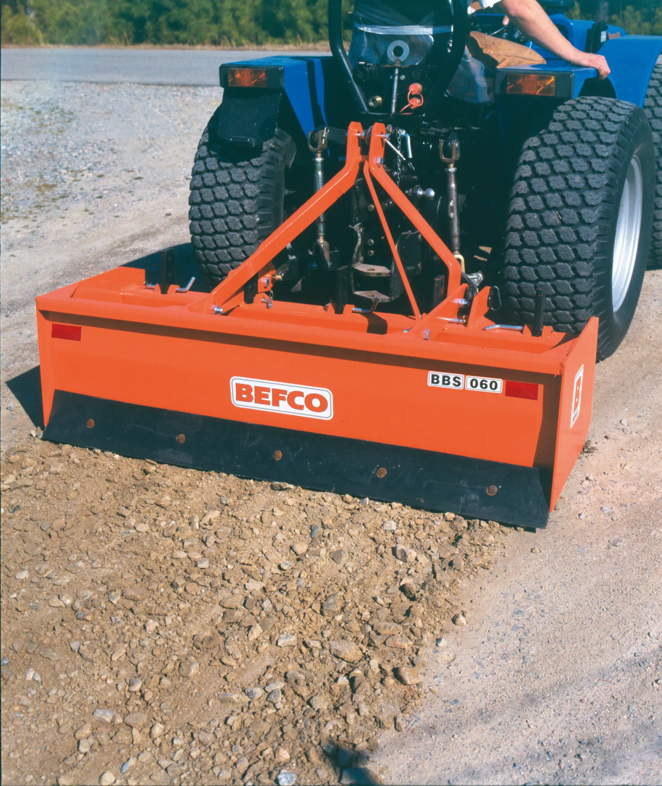 Befco Box Scrapers/ Box Blade | Sub-Compact & Standard Duty Models | Working Width 48″, 60″, 72″ & 84″ | Horsepower 16-65 HP | For Tractors