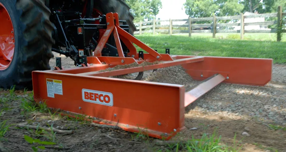 BEFCO | Grading Scraper (Land Plane)/ Box Blade | Model BGS Series | 48″ To 84″ Width | Adjustable Rippers & 1/2″×6″ Blades | Cat. 1 Quick‑Hitch | Horsepower 16 To 65 HP | For Tractors