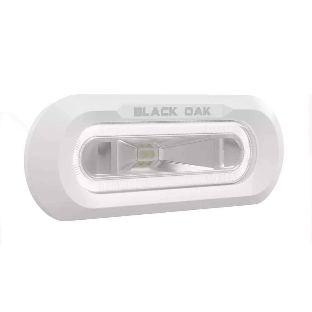 Black Oak Low Pro Marine Spreader Light – Flush Mount – White Housing – White LED [MLPS-FW]