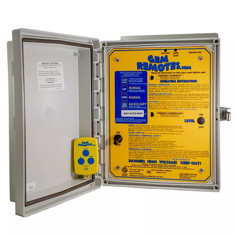 Boat Lift Distributors | GEM GR1 Motor Remote | Single Motor Control | Range 300 ft | 30 Amp Relay | Weight 8 lbs | For Single Motor Boat Lifts