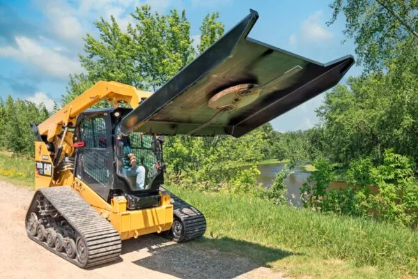 Brush Wolf Open Front / Standard-Duty Brush Cutter Series | Cutting Width 60″ & 72″ inches | Hydraulic Flow Range 10-25 GPM | For Skid Steer