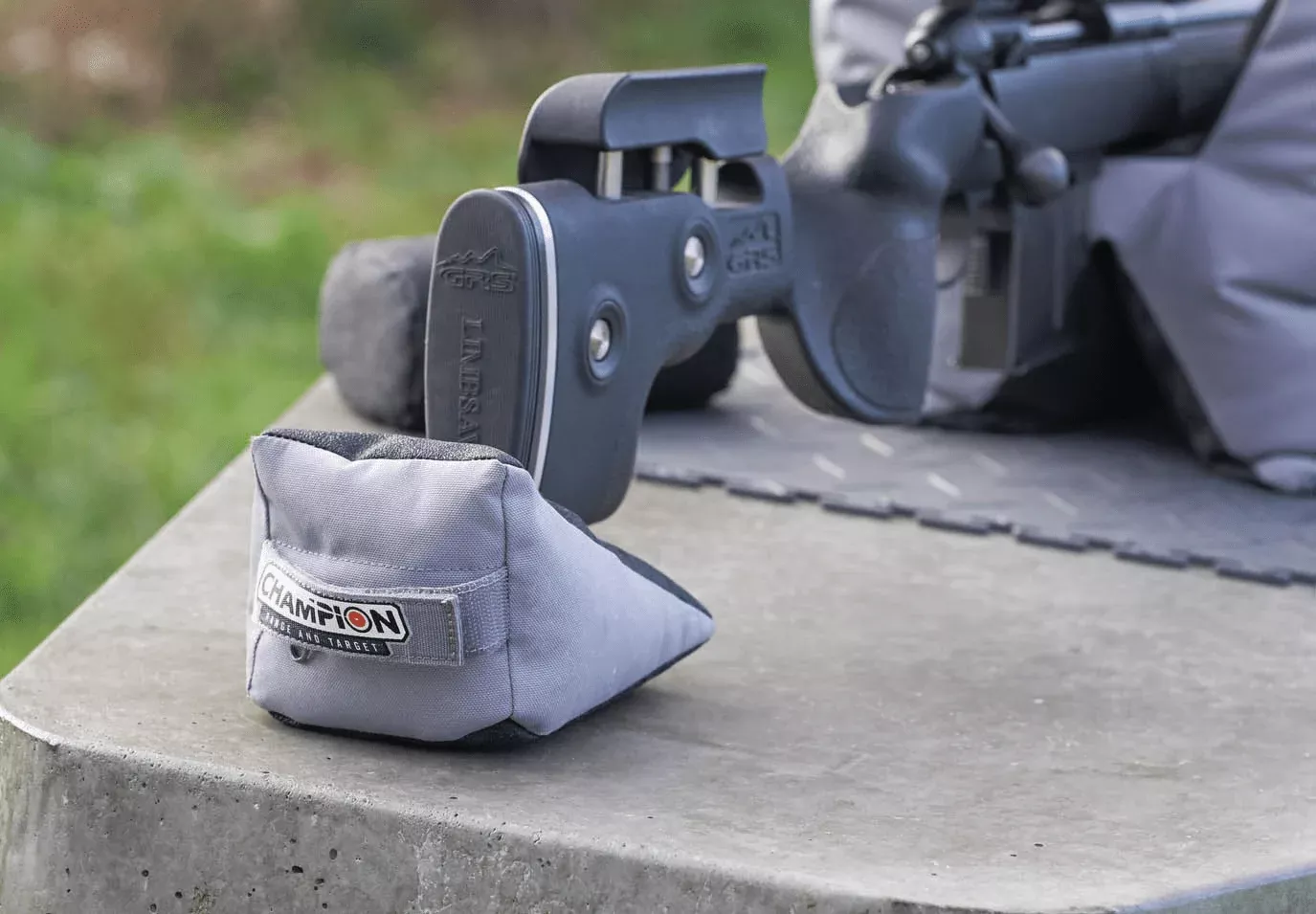 Champion Wedge Rear Bag - Tuff Hide Top And Bottom