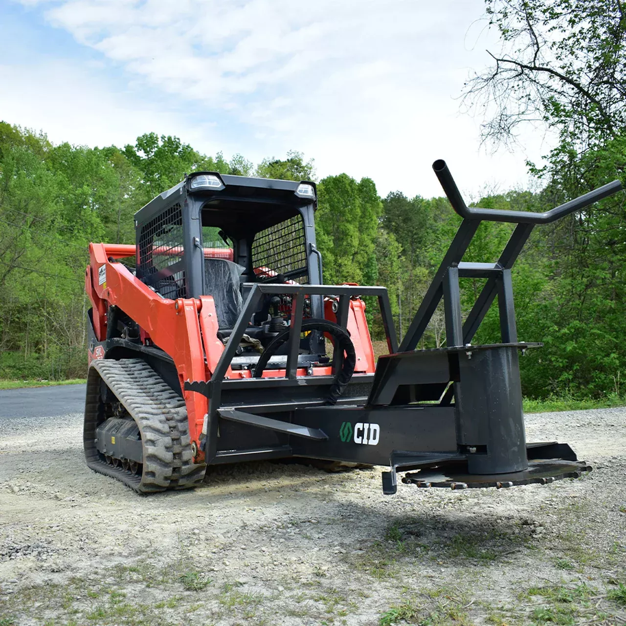 CID Fixed Tree Saw | 30″ Cutting Width | 17-30 GPM | For Skid Steers