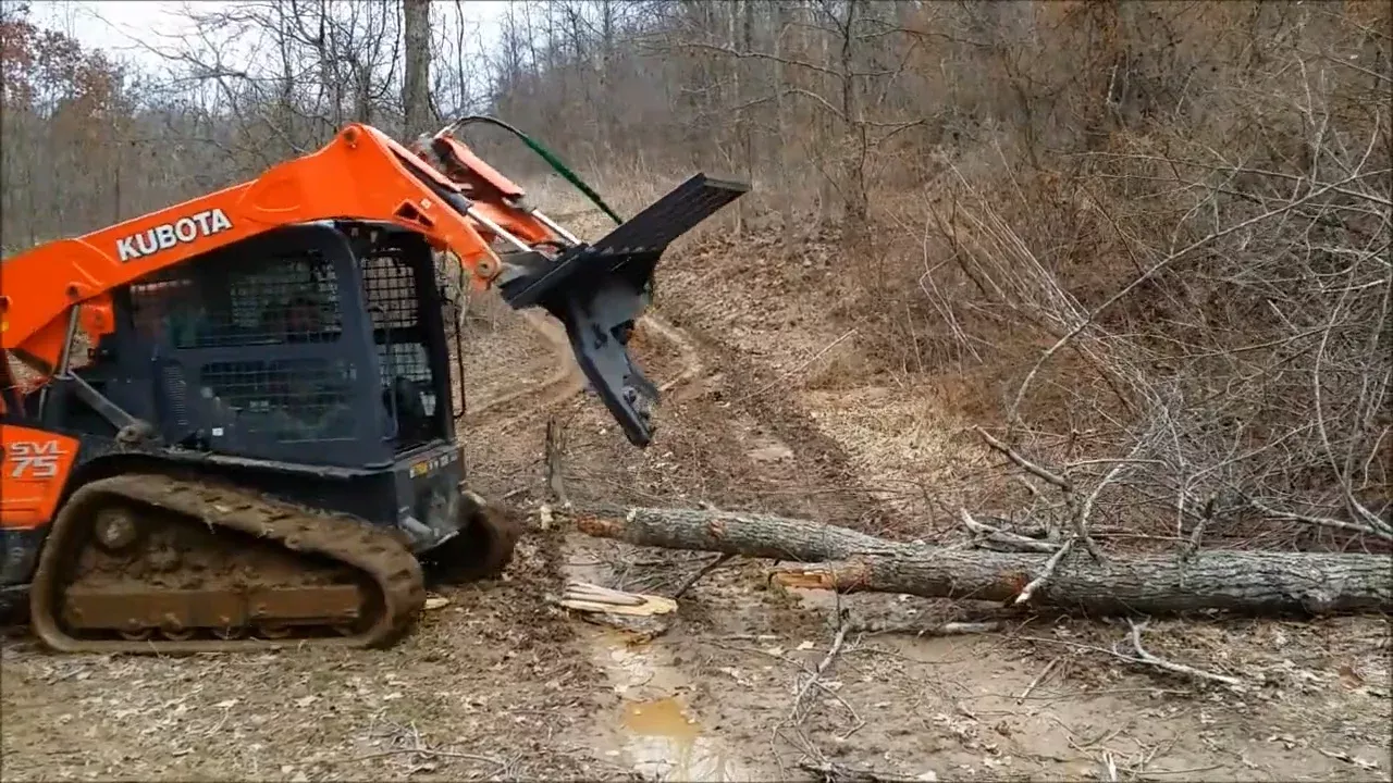 CID Non-Rotating Tree Shear | Cutting Capacity 12″ | 15–25 GPM | For Skid Steers