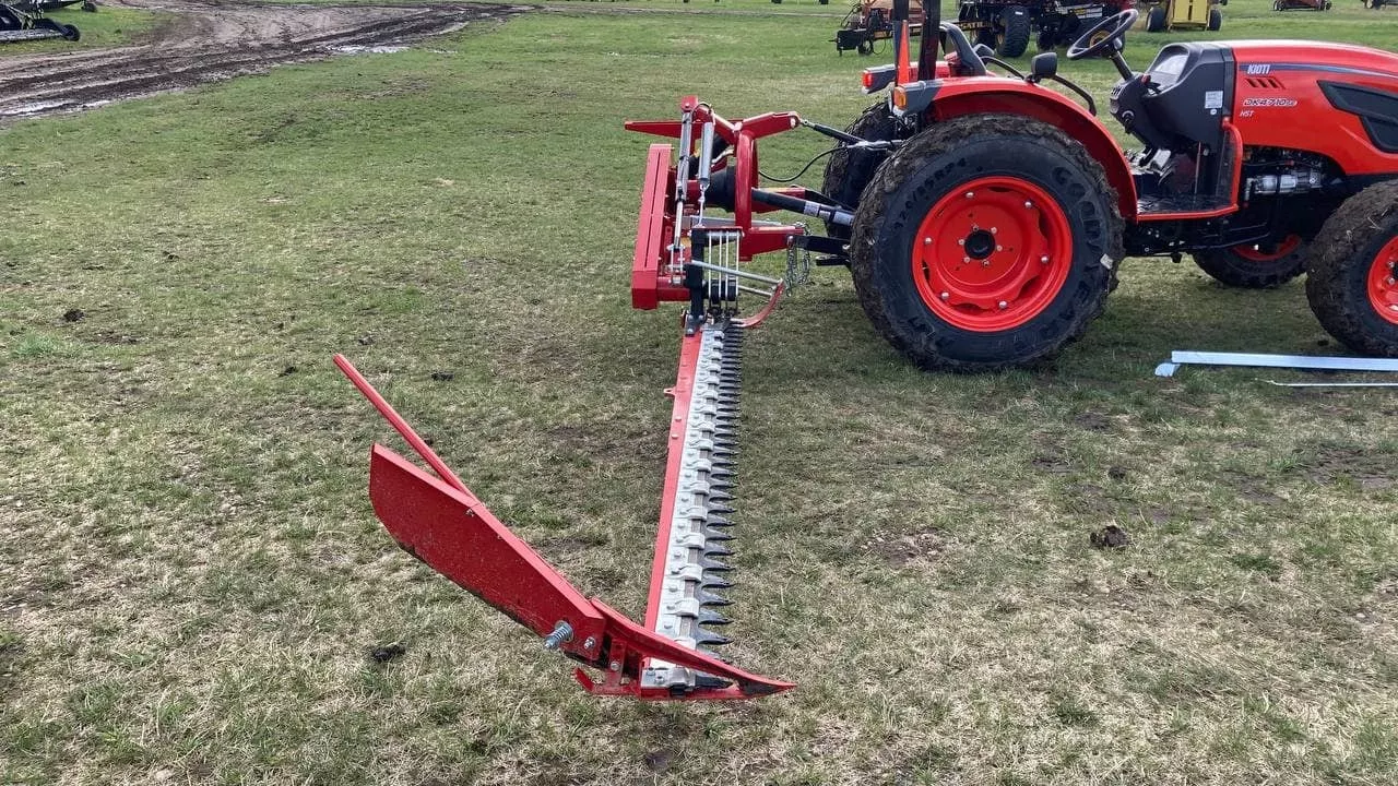 Durabilt Sickle Mower with Hydraulic Fold 3 Point | Model SB150-SB270 | 5′-9′ Width | 18HP-45P | for Tractor