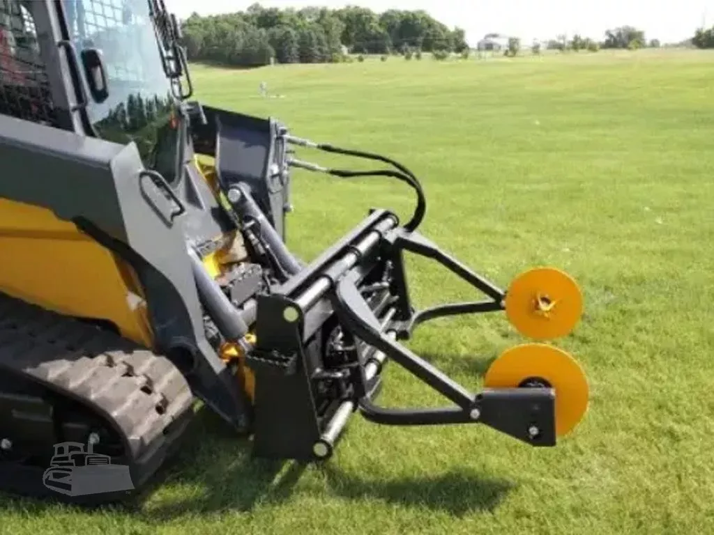 Erskine Sod Roller | Sod Roll Widths 24″ – 48″ | 8–12 GPM | For Skid Steers