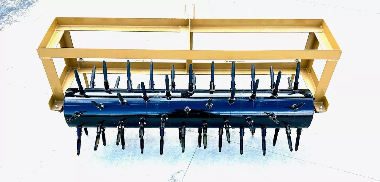 Farm-Maxx 3-Point Plugger Core Aerator | Sizes 60" & 72" | 30-55 HP | For Tractors