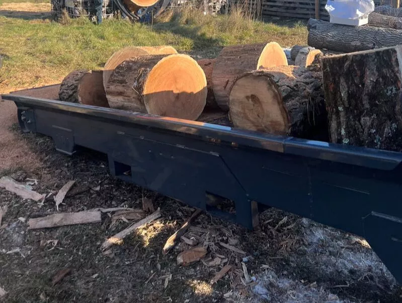 Hahn Log Splitter Infeed Conveyor | Width 32″ & 40″ inches | Rust Resistance Surface