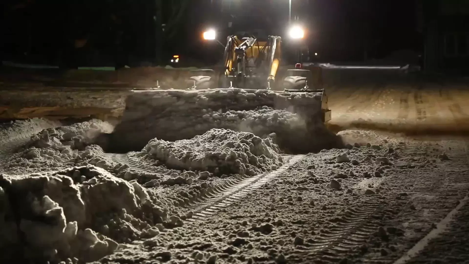 HLA Attachments | 4500 Series Snow Pusher & Edge Flex | Models SP450010 To SP4500EF14 | Widths 10 To 14 Feet | Horsepower 60 To 125 HP | For Tractors