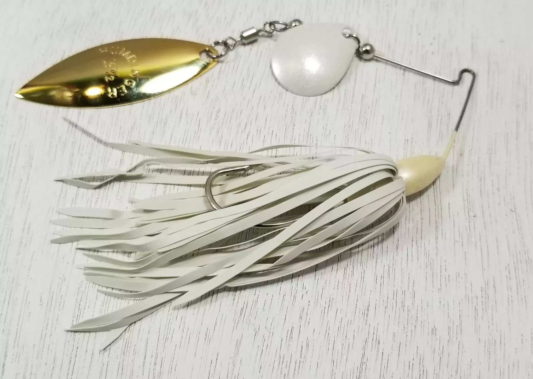 Humdinger Spinner Bait 1/4oz White Colorado/Gold Willow #105-C