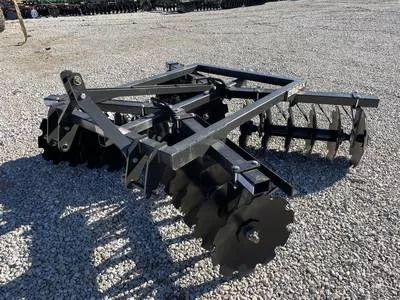 Industrias America Finish Disc Pull Type | Model 2224X | Cutting Width 8′ | Disc Blades 22″ | Horsepower 65 HP | For Tractors