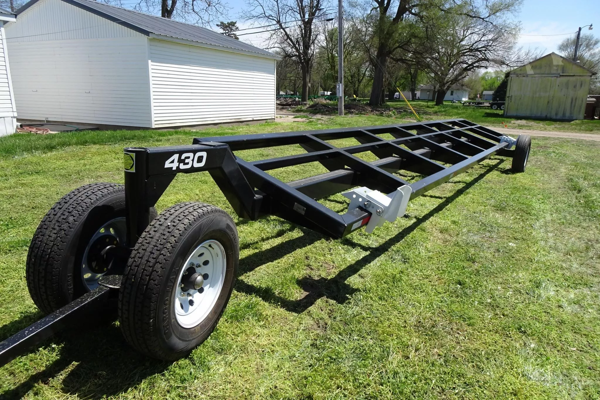 Industrias America Header Trailer | Model 430 | Length 25' | Header Capacity 30' | Pull Type