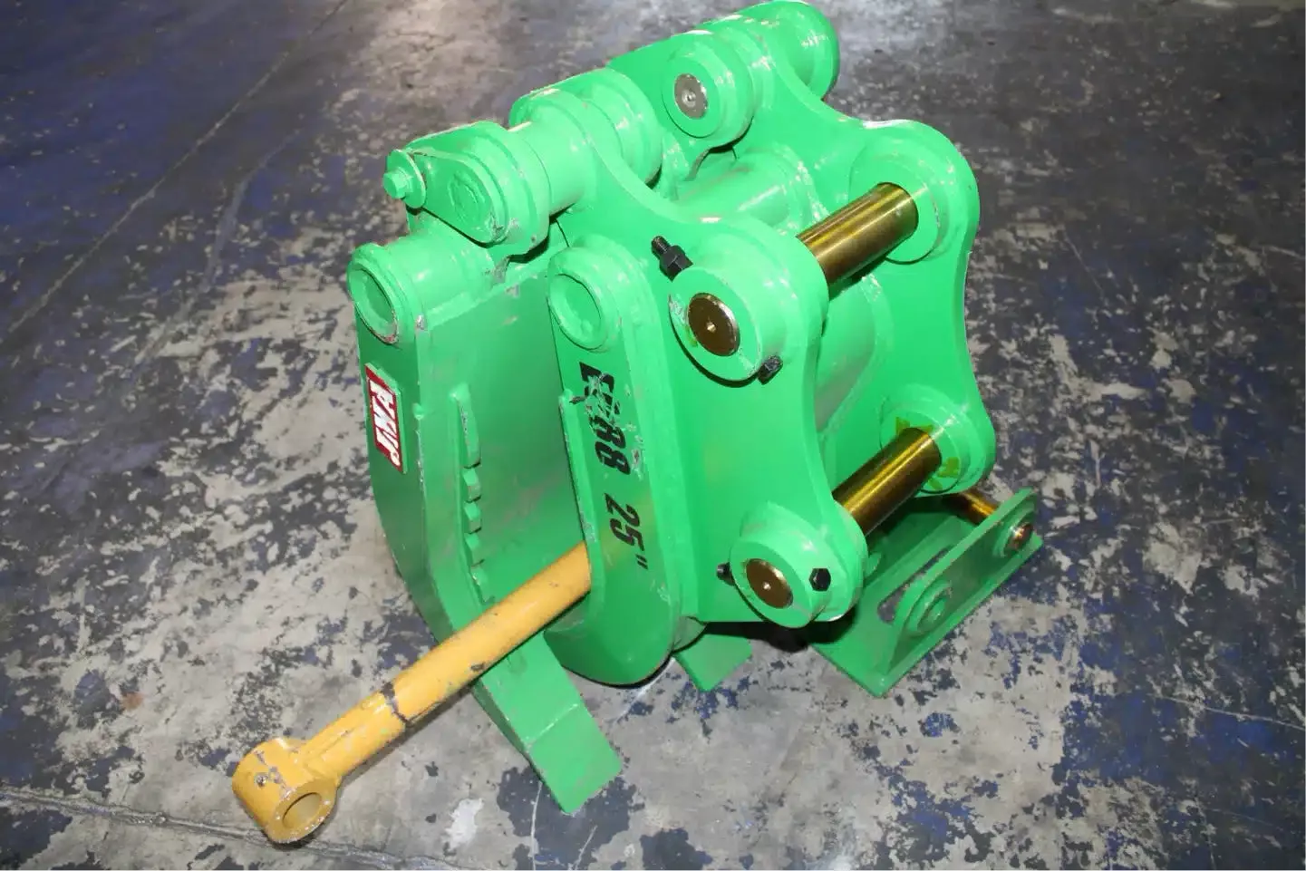 JMA Attachments Mechanical Grapple | Grapple Width 25″ inches | Pin Size 50mm & 60mm | For 7 – 10 Tons Excavators