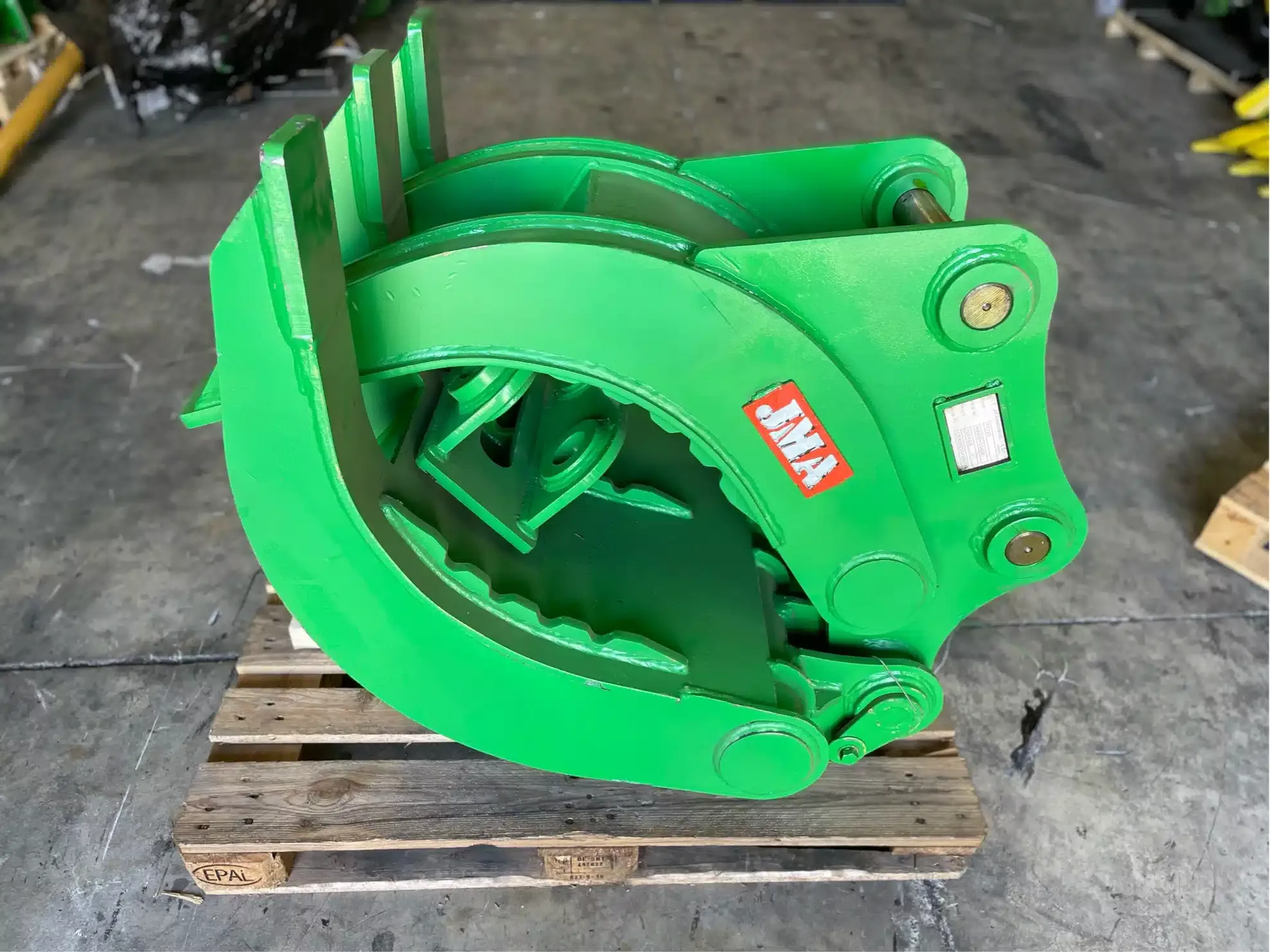 JMA Attachments Mechanical Grapple | Grapple Width 32″ inches | Pin Size 70mm | For 15 – 18 Tons Excavators