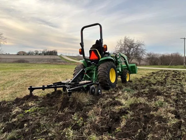Kunz Engineering | Chisel Plow | Till-Ease | Model 760T | Tillage Tool | 60″ Width | Horsepower 30 To 40 HP | Tractor