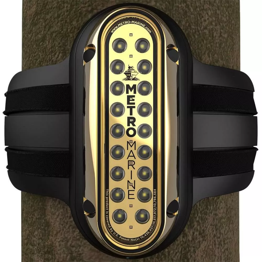 Metro Marine High-Output Vertical Piling Mount Light w/Intelligent Monochromatic LED’s – White, 90° Beam – F-PME1-V-W3-90