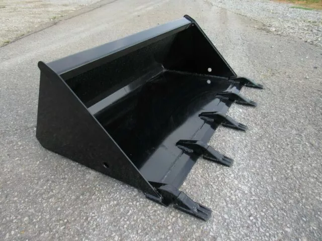 Paladin Universal Hitch Bucket With Teeth | Width 42″-48” | 8-15 GPM | For Mini Skid Steer
