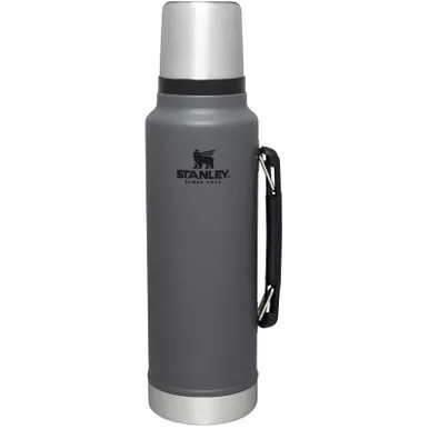 Stanley Classic Legendary Bottle 1.5 Qt Charcoal