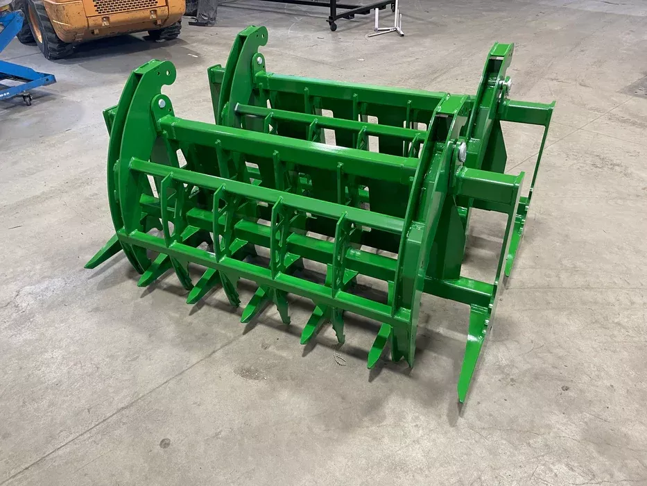 Top Dog Attachments Granite Grapple w/ John Deere Mounts | Width 54″-84″ | 19-75 HP | For Tractors
